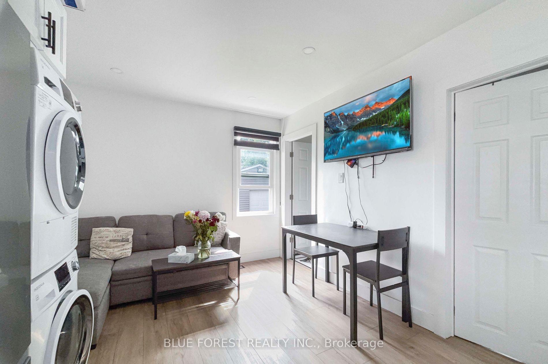 Photo 15 of 104 Delaware Street, London, East M — HOMEH