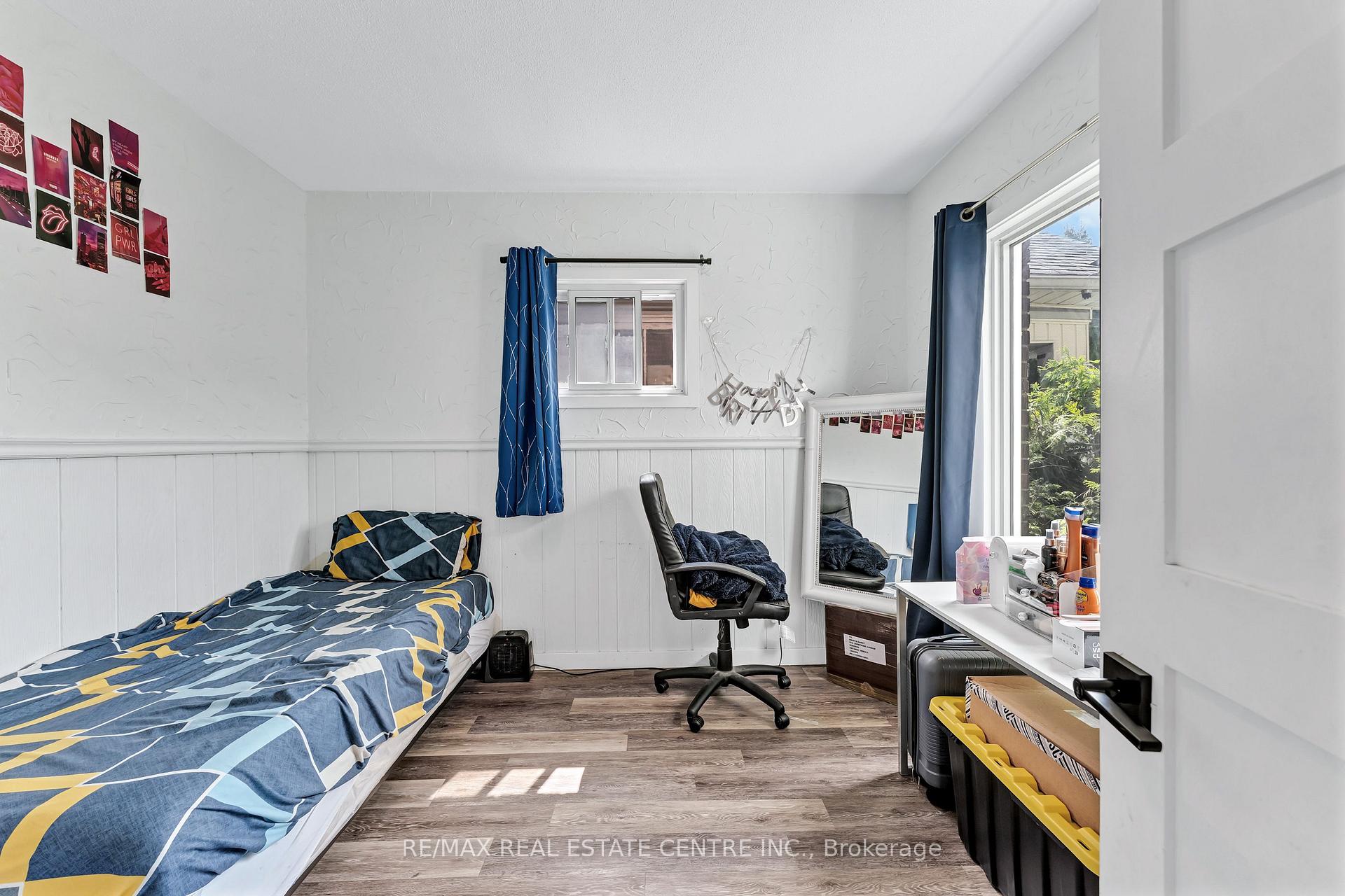 Photo 10 of 374 Josephine Avenue, Windsor, Windsor University District — HOMEH