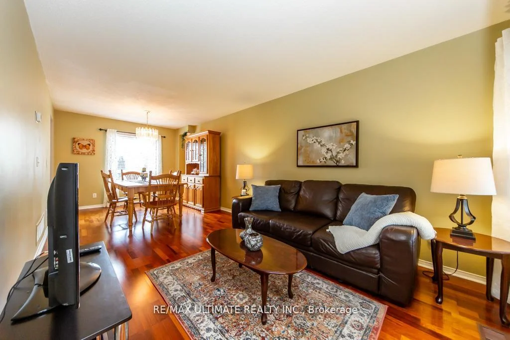 Photo 14 of 5 Twiss Drive, Barrie, Holly — HOMEH
