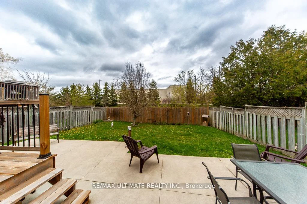 Photo 33 of 5 Twiss Drive, Barrie, Holly — HOMEH