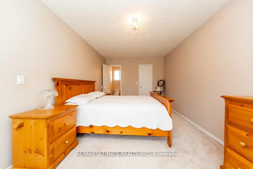 Photo 44 of 5 Twiss Drive, Barrie, Holly — HOMEH