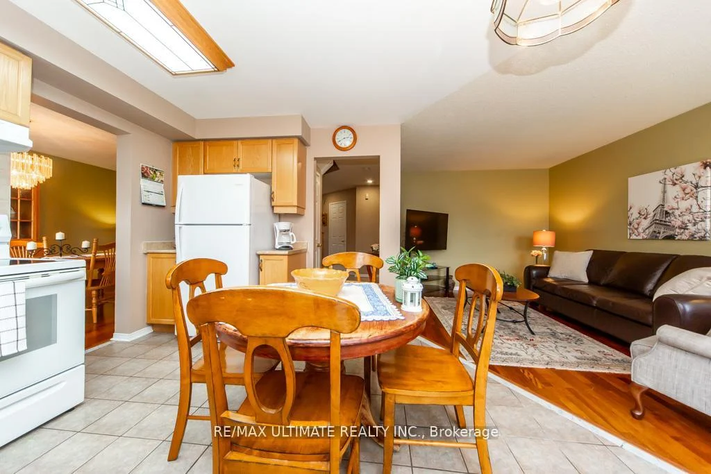 Photo 49 of 5 Twiss Drive, Barrie, Holly — HOMEH