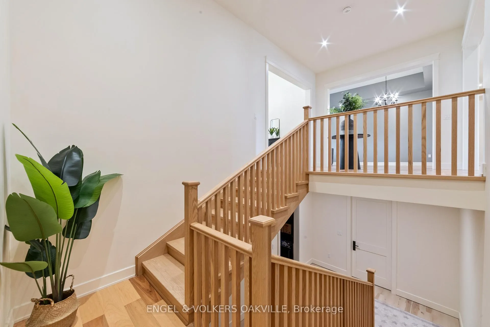 Photo 7 of 91 Logan Road, Caledon, Palgrave — HOMEH