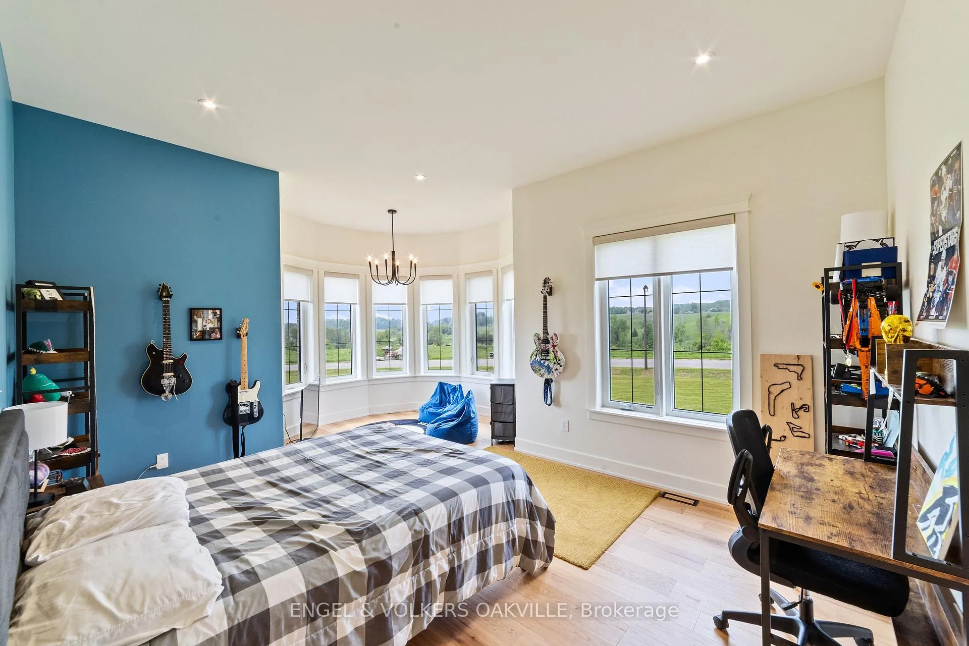 Photo 25 of 91 Logan Road, Caledon, Palgrave — HOMEH