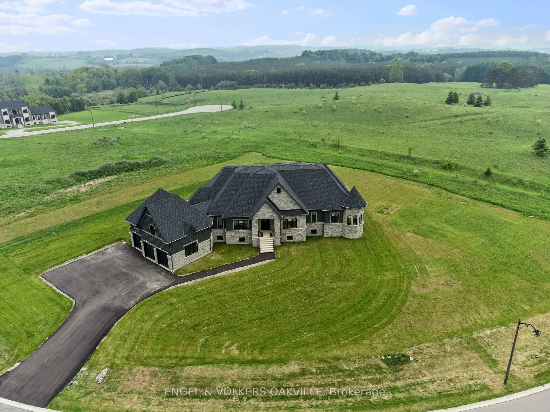 Photo 42 of 91 Logan Road, Caledon, Palgrave — HOMEH