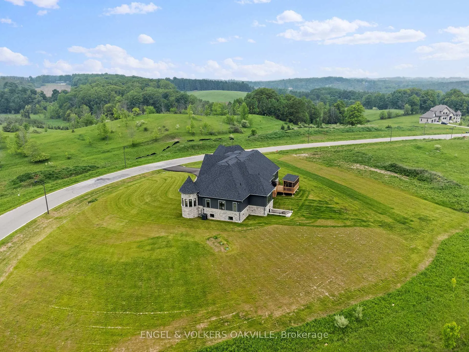 Photo 49 of 91 Logan Road, Caledon, Palgrave — HOMEH