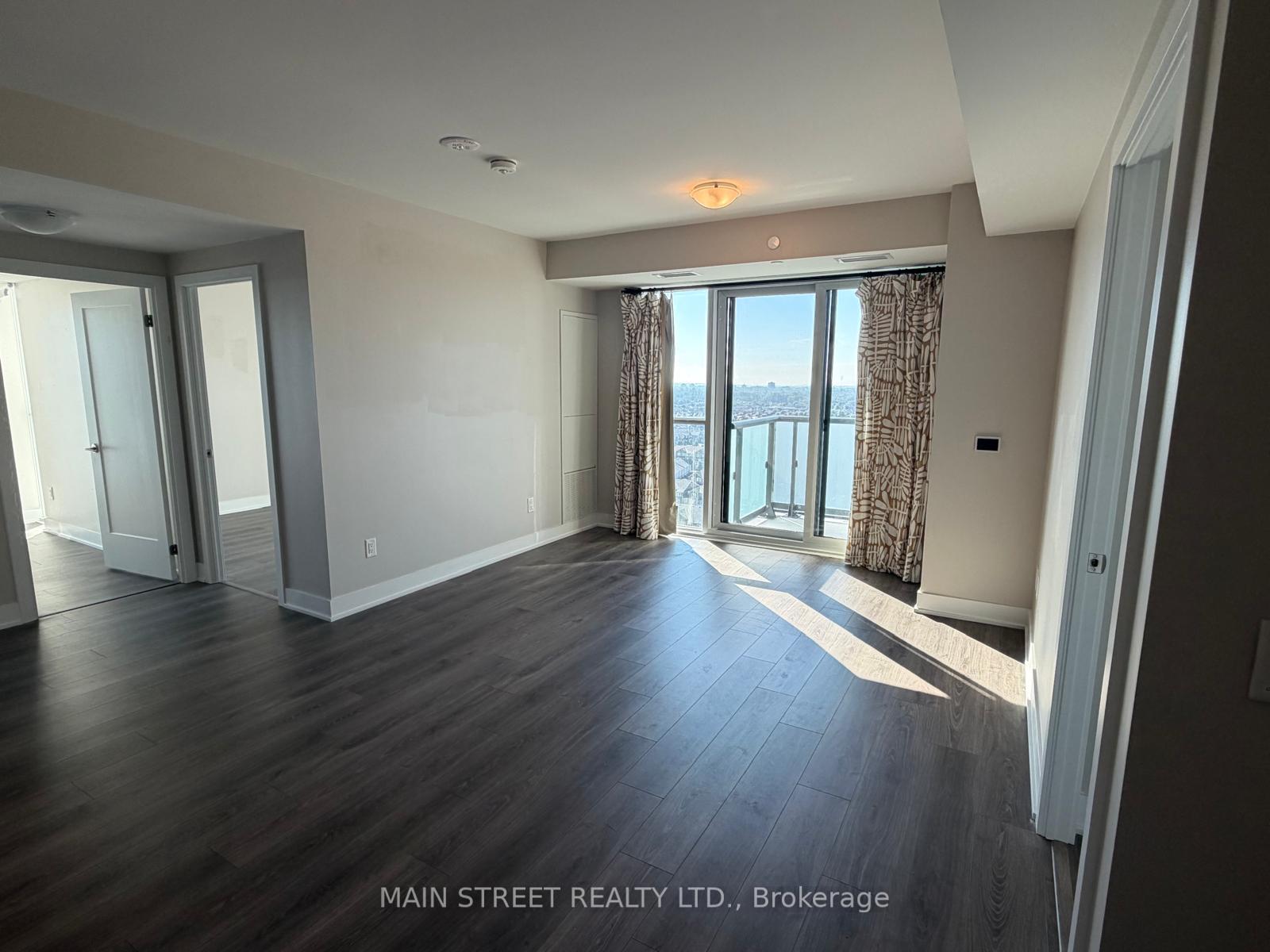 Photo 4 of Unit 1706, 2545 Simcoe Street N, Oshawa, Windfields — HOMEH
