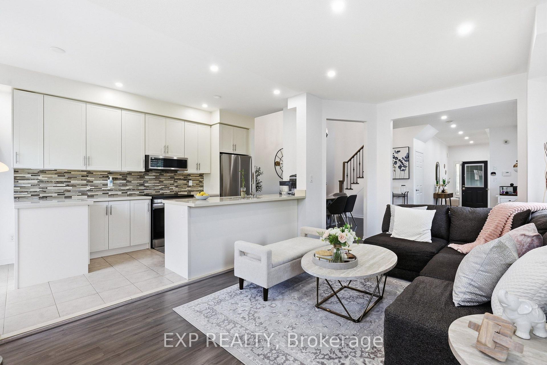 Photo 11 of 24 Hickman Road, Ajax, South East — HOMEH