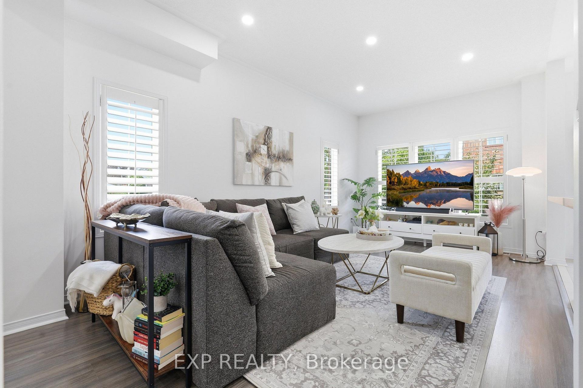 Photo 10 of 24 Hickman Road, Ajax, South East — HOMEH