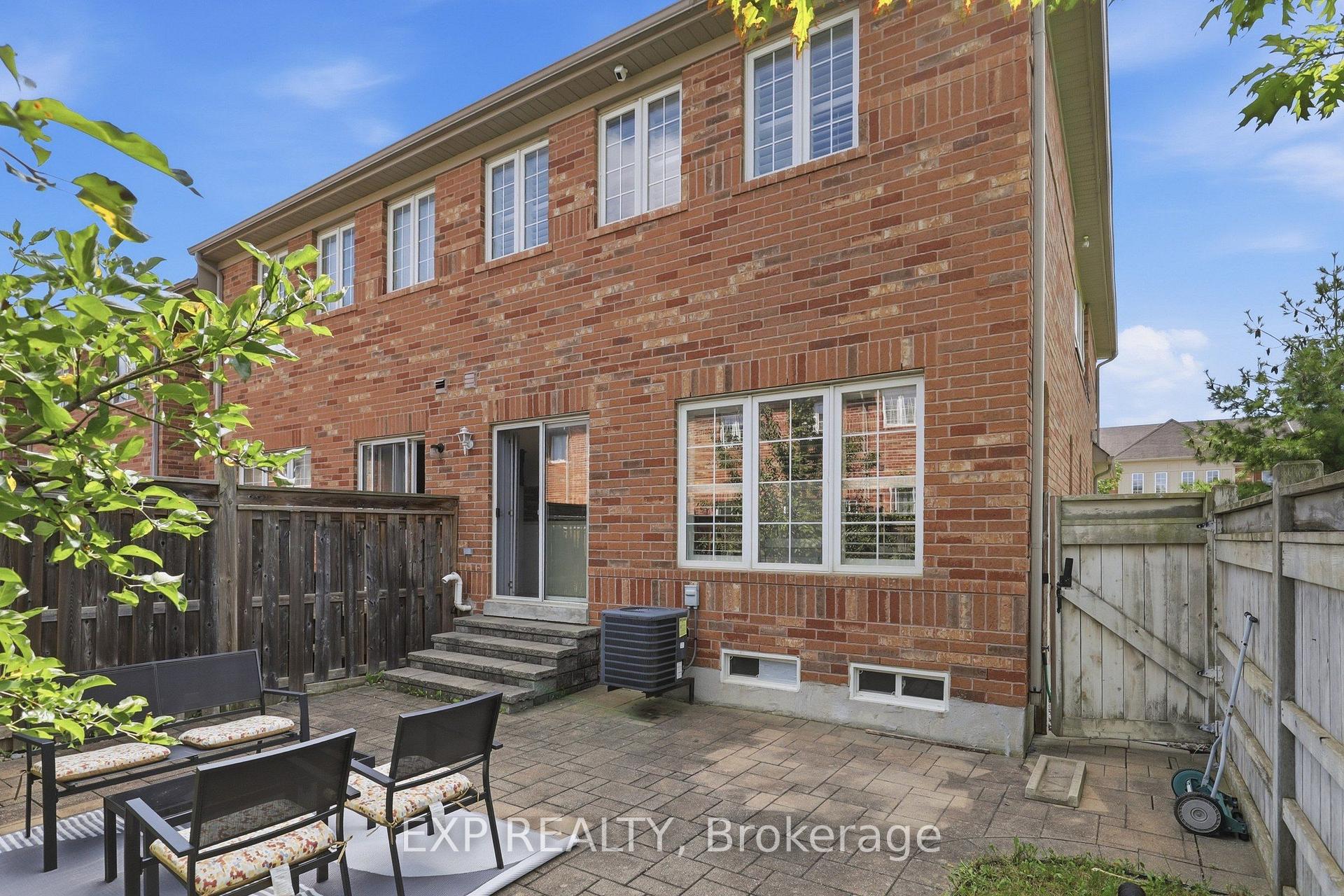 Photo 28 of 24 Hickman Road, Ajax, South East — HOMEH