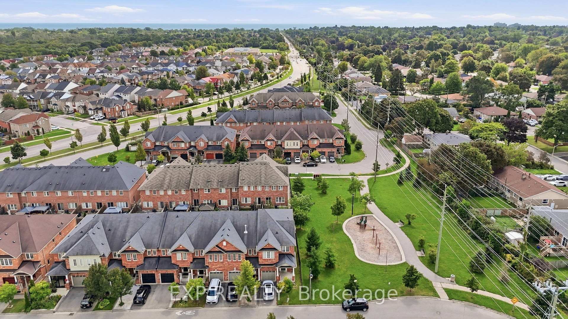 Photo 31 of 24 Hickman Road, Ajax, South East — HOMEH