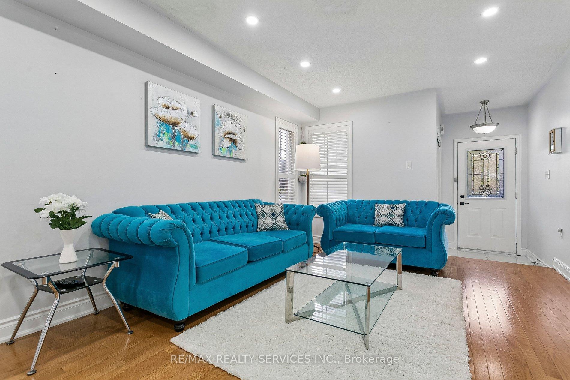 Photo 6 of 276 Fitzgerald Crescent, Milton, Dempsey — HOMEH