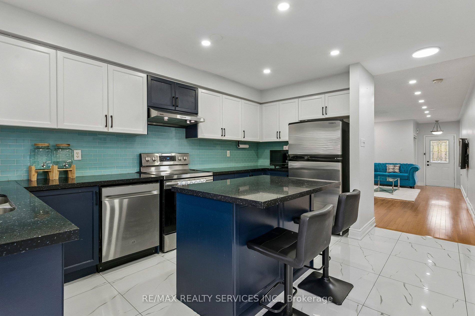 Photo 8 of 276 Fitzgerald Crescent, Milton, Dempsey — HOMEH