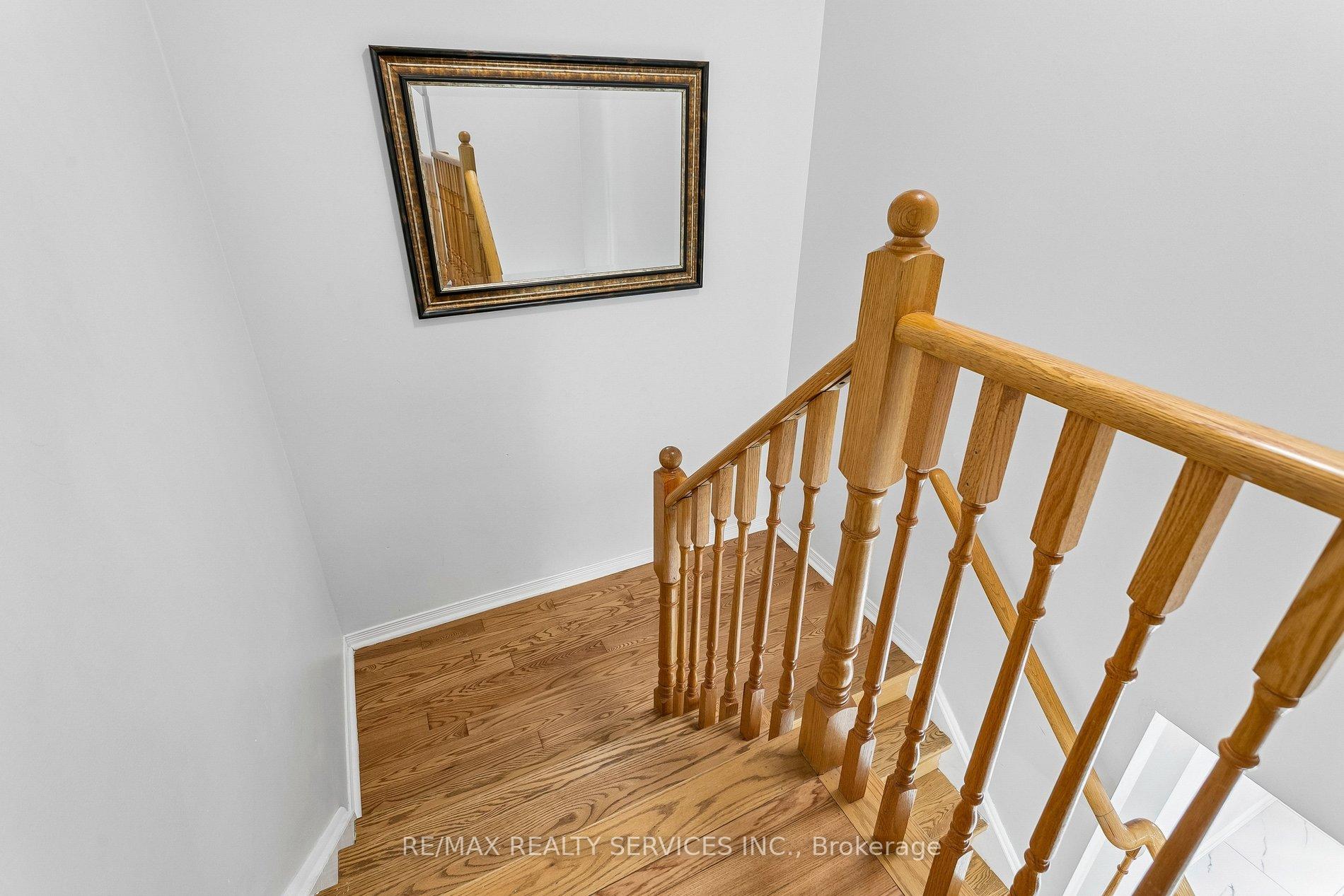 Photo 14 of 276 Fitzgerald Crescent, Milton, Dempsey — HOMEH