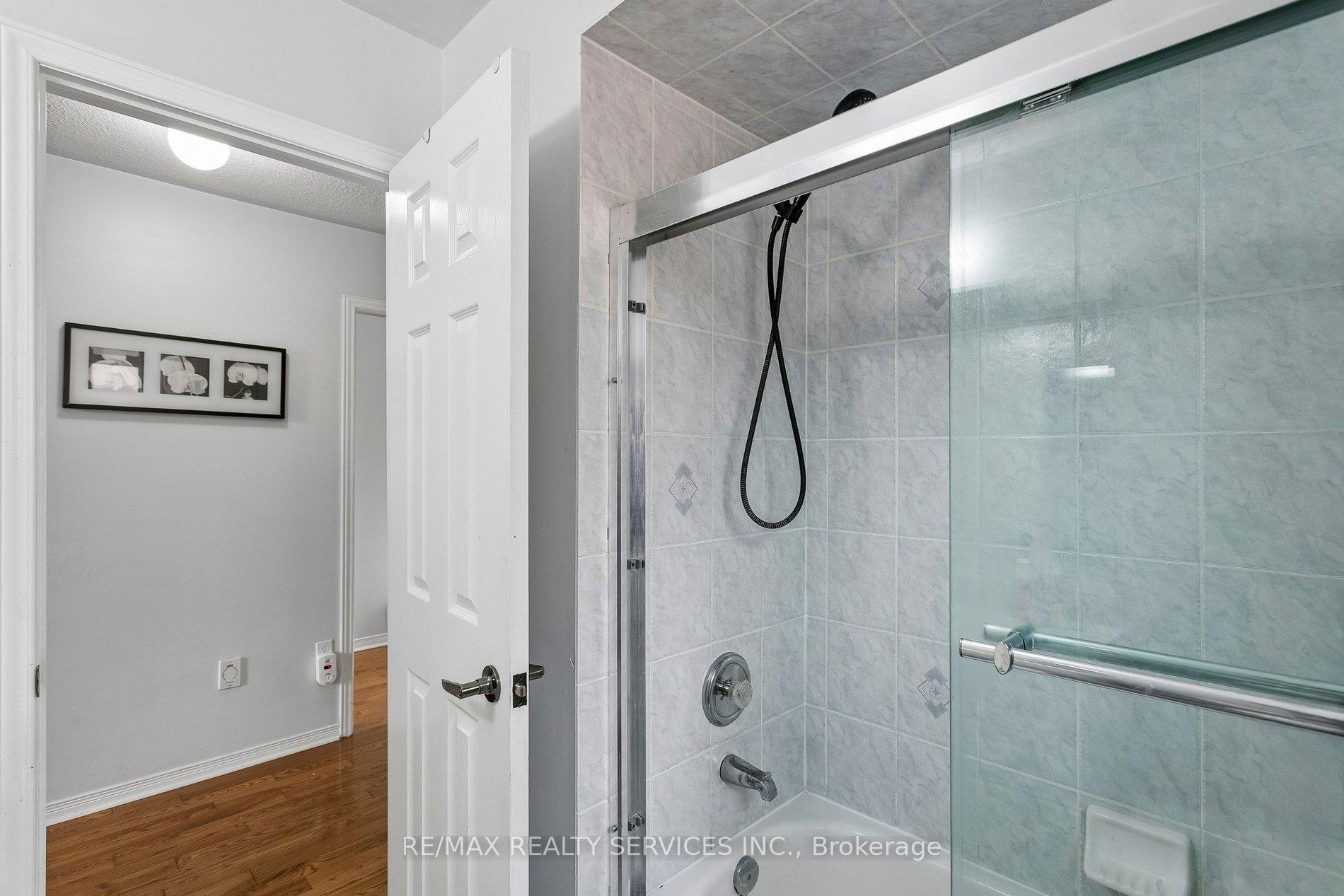 Photo 22 of 276 Fitzgerald Crescent, Milton, Dempsey — HOMEH