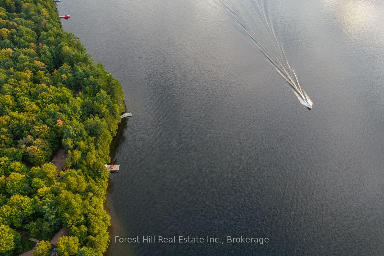 Photo 13 of 1155 Wolf Circle, Algonquin Highlands, Sherborne — HOMEH