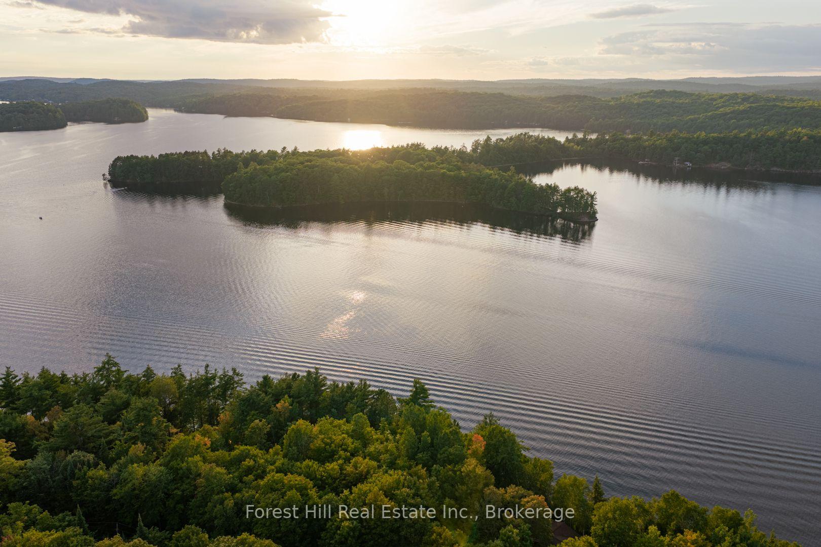 Photo 14 of 1155 Wolf Circle, Algonquin Highlands, Sherborne — HOMEH