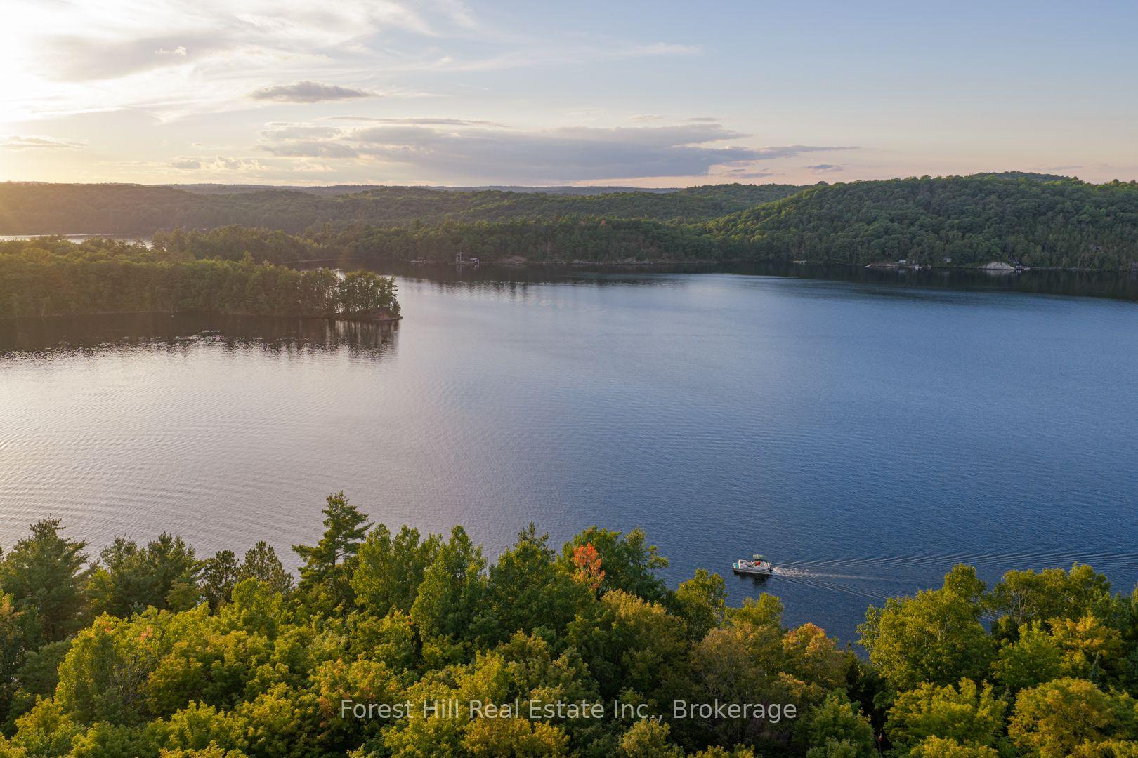 Photo 19 of 1155 Wolf Circle, Algonquin Highlands, Sherborne — HOMEH