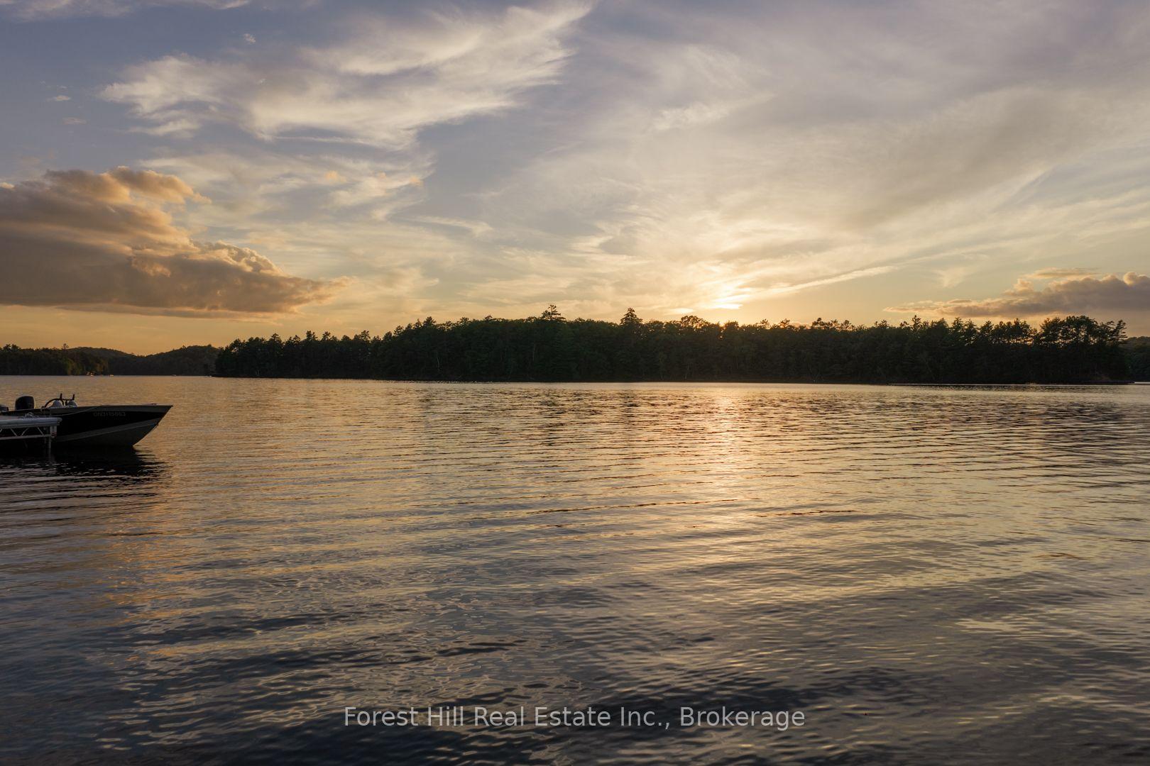 Photo 36 of 1155 Wolf Circle, Algonquin Highlands, Sherborne — HOMEH