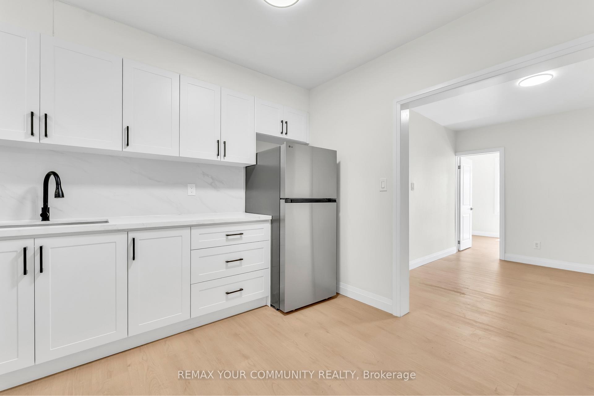Photo 11 of Unit Upper Level, 1822 St Clair Avenue W, Toronto, Weston-Pellam Park — HOMEH