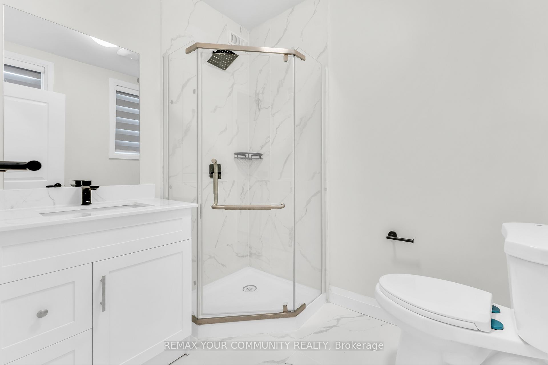Photo 16 of Unit Upper Level, 1822 St Clair Avenue W, Toronto, Weston-Pellam Park — HOMEH