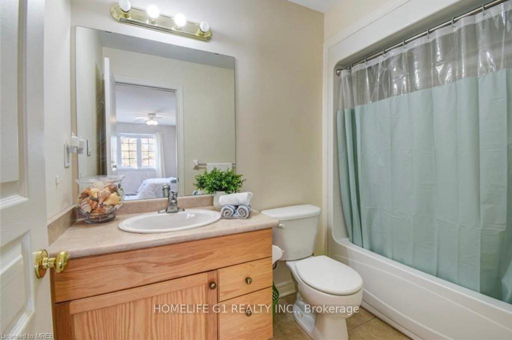 Photo 10 of 6260 Ash Street, Niagara Falls, Dorchester — HOMEH