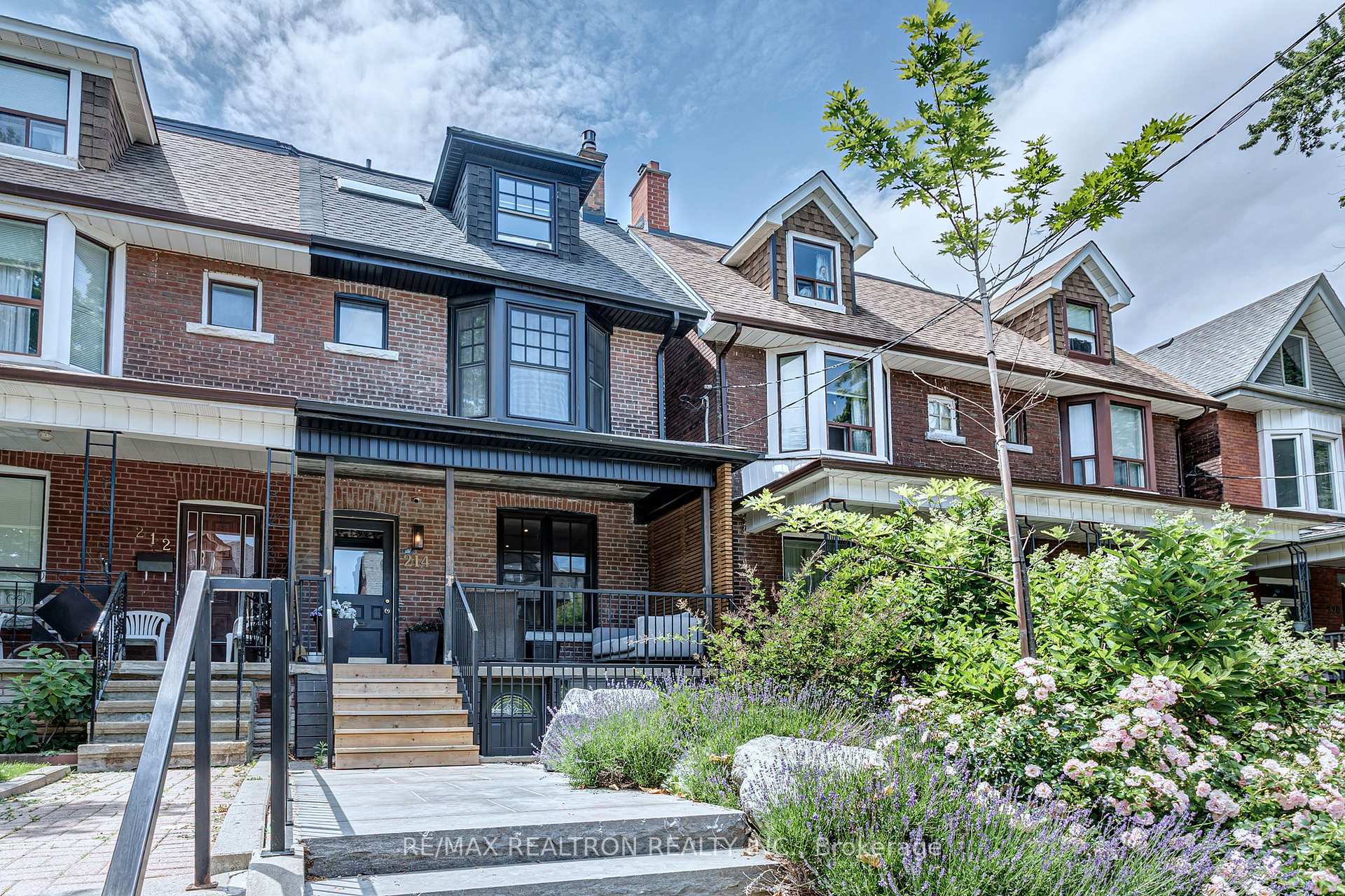 Photo of 214 Grace Street