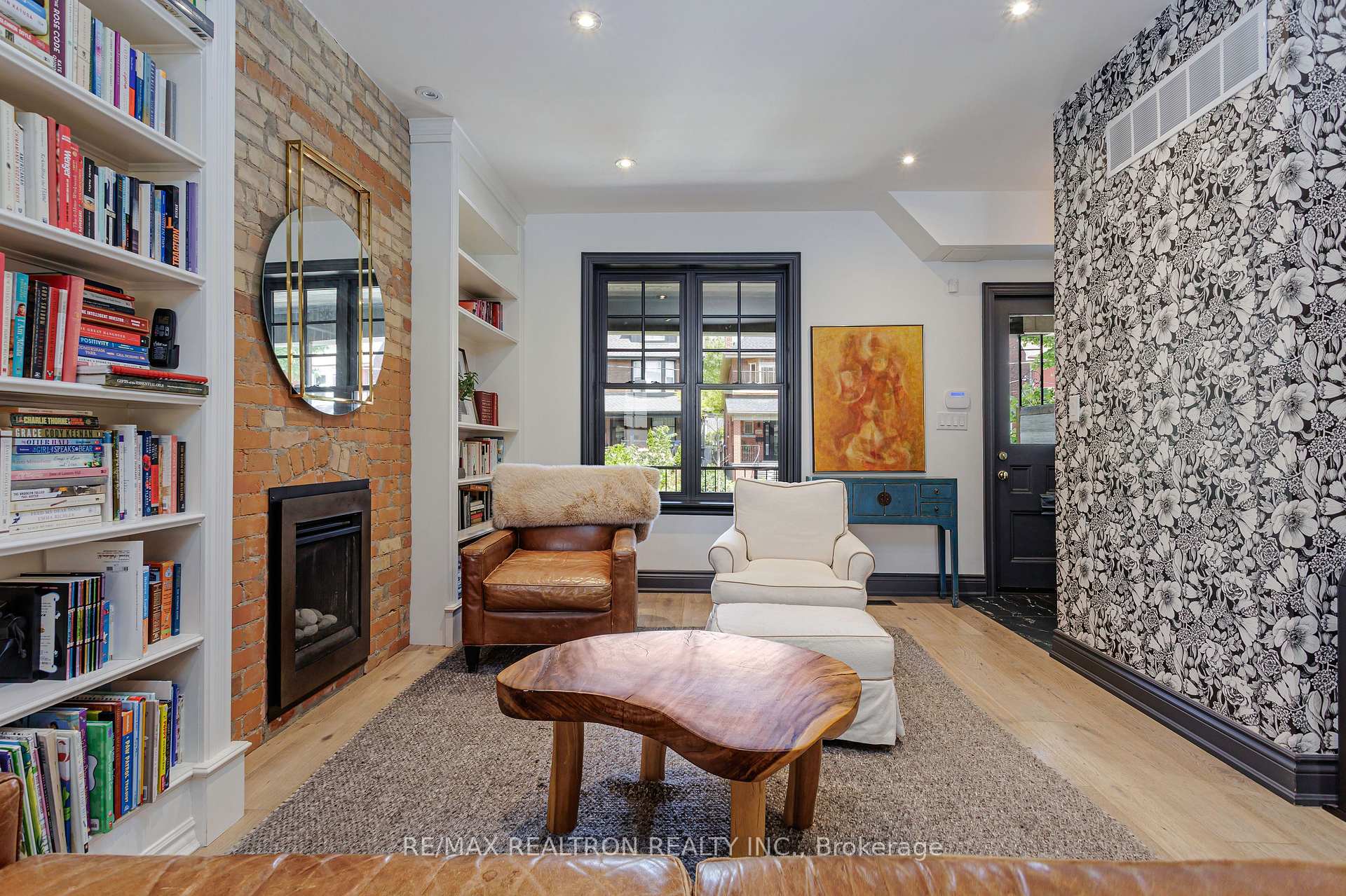 Photo 8 of 214 Grace Street, Toronto, Palmerston-Little Italy — HOMEH