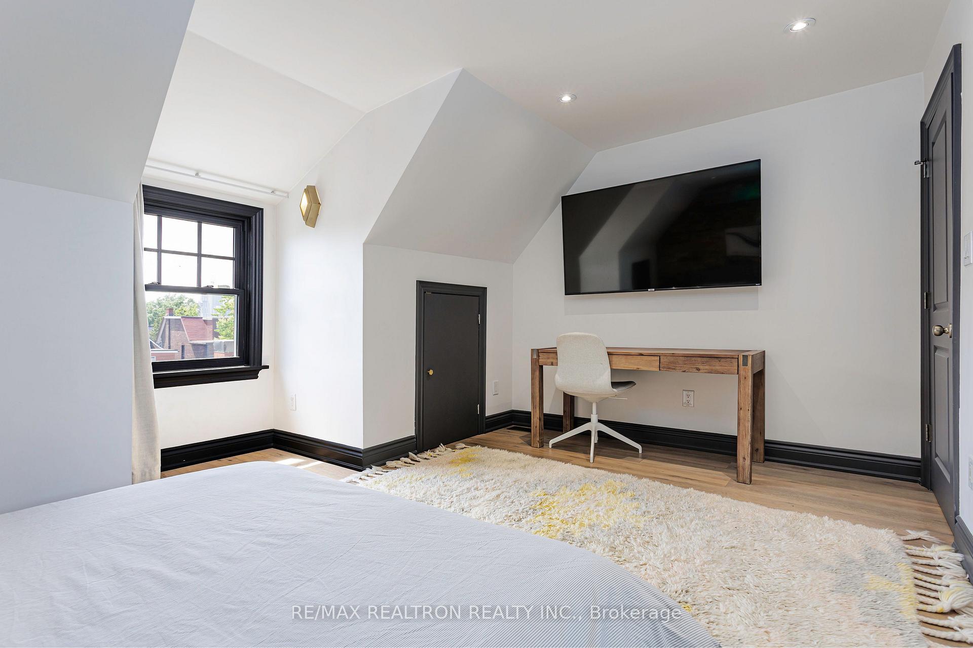Photo 27 of 214 Grace Street, Toronto, Palmerston-Little Italy — HOMEH
