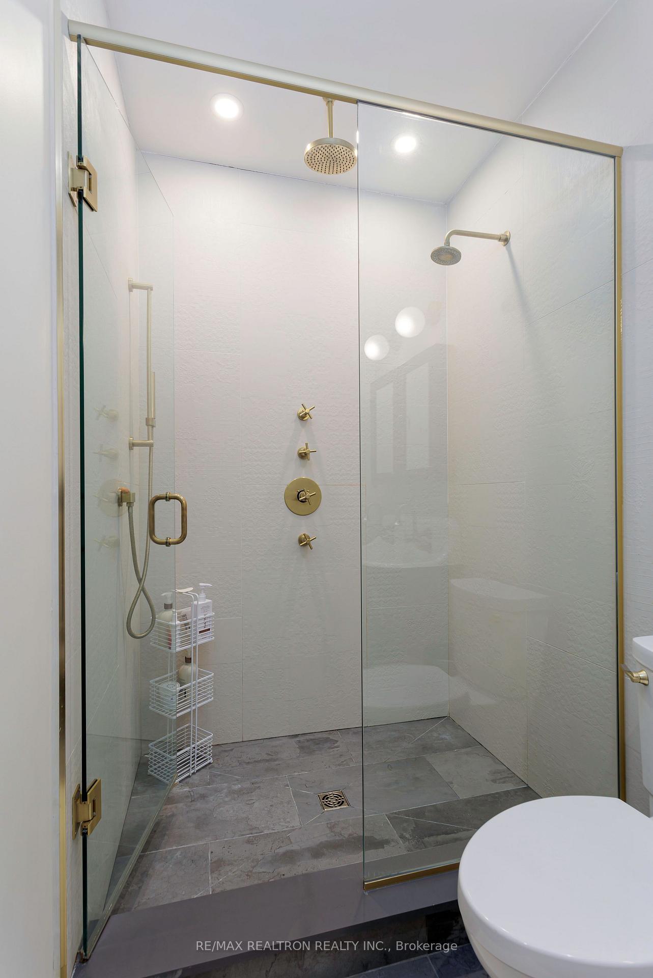Photo 31 of 214 Grace Street, Toronto, Palmerston-Little Italy — HOMEH