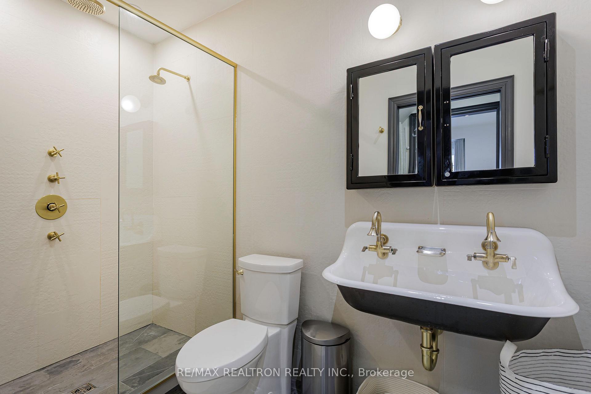 Photo 32 of 214 Grace Street, Toronto, Palmerston-Little Italy — HOMEH