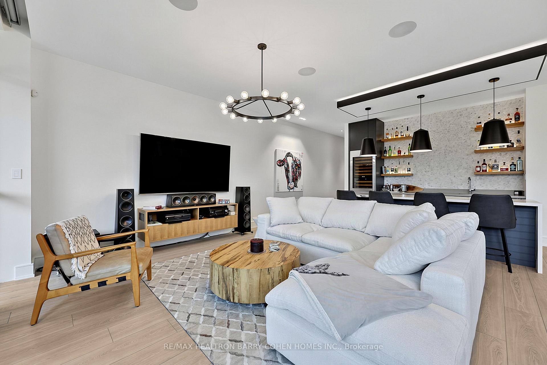 Photo 6 of 3674 Ferretti Court, Innisfil, Rural Innisfil — HOMEH