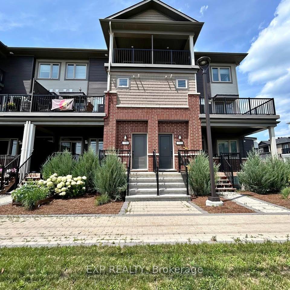 Photo 1 of 720 Lapland Private, Ottawa, Kanata - Emerald Meadows/Trailwest — HOMEH