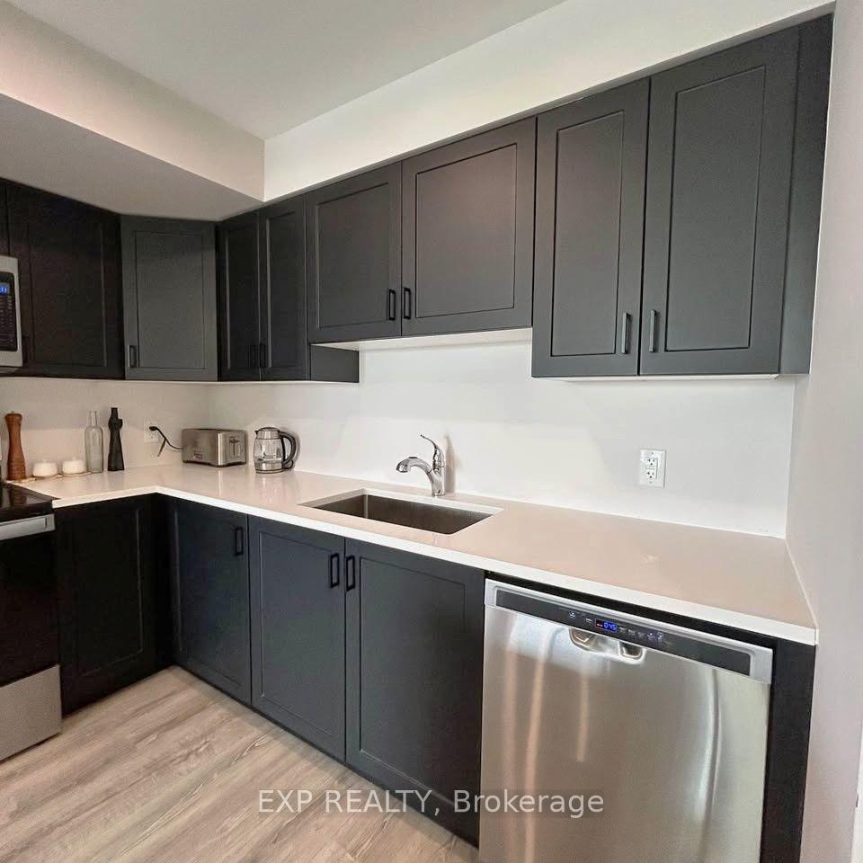 Photo 6 of 720 Lapland Private, Ottawa, Kanata - Emerald Meadows/Trailwest — HOMEH
