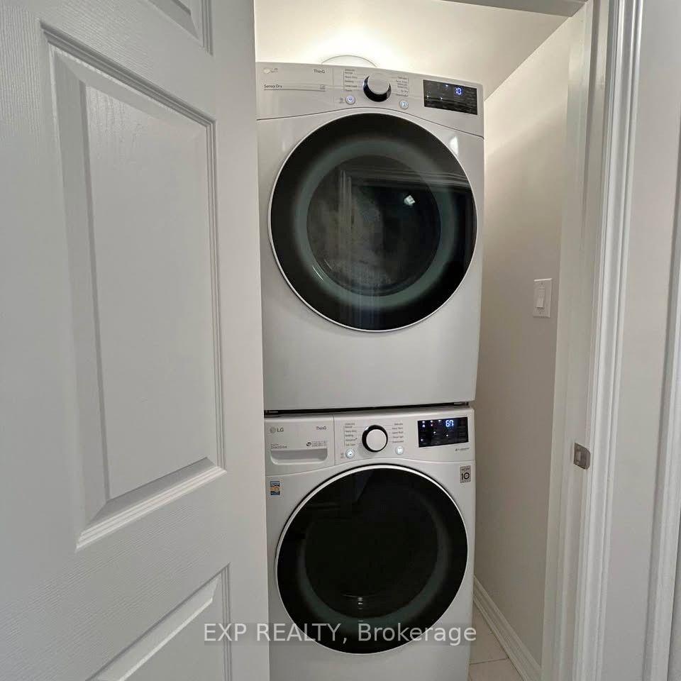 Photo 17 of 720 Lapland Private, Ottawa, Kanata - Emerald Meadows/Trailwest — HOMEH