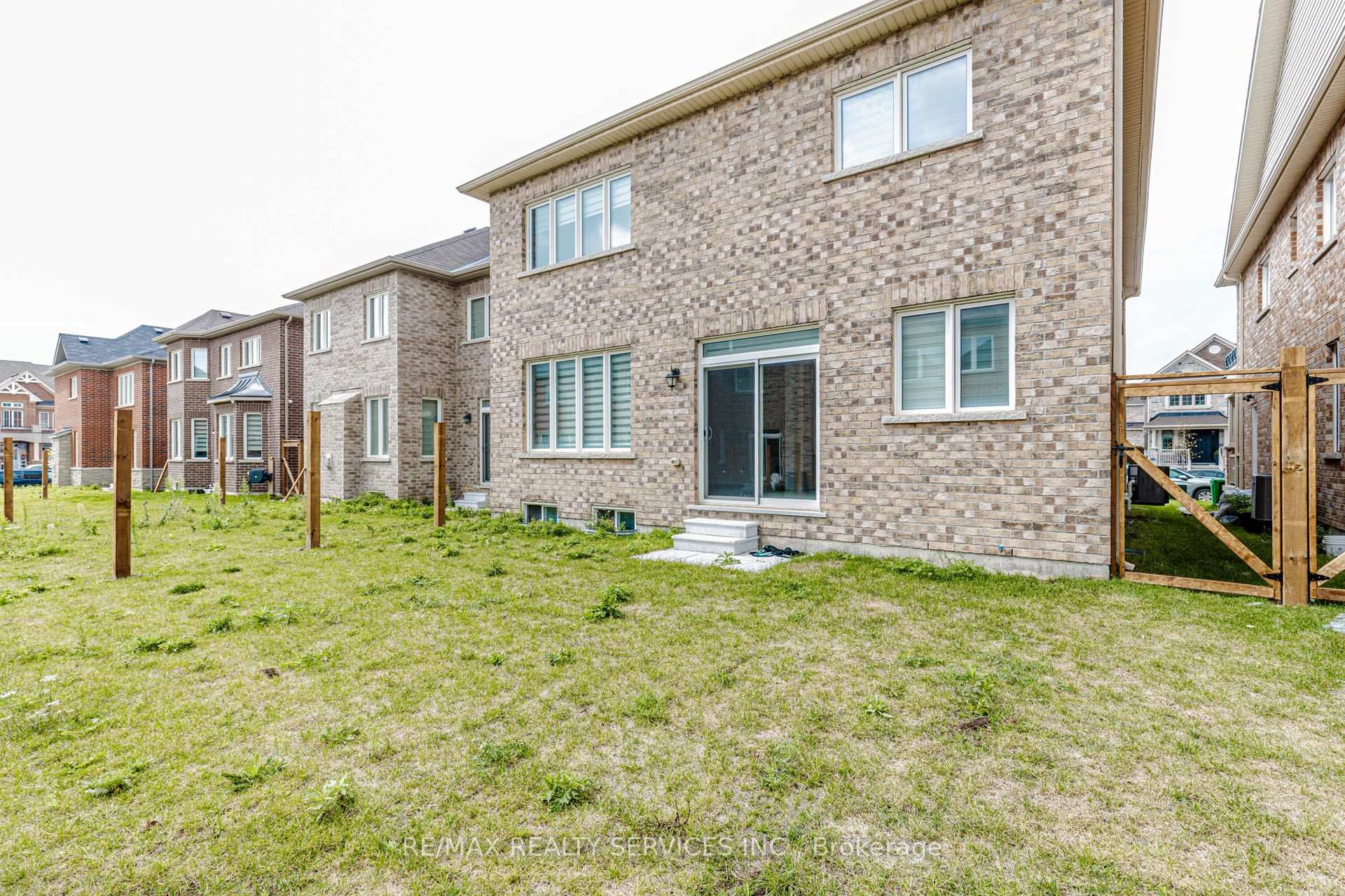 Photo 49 of 37 Royal Fern Crescent, Caledon, Rural Caledon — HOMEH