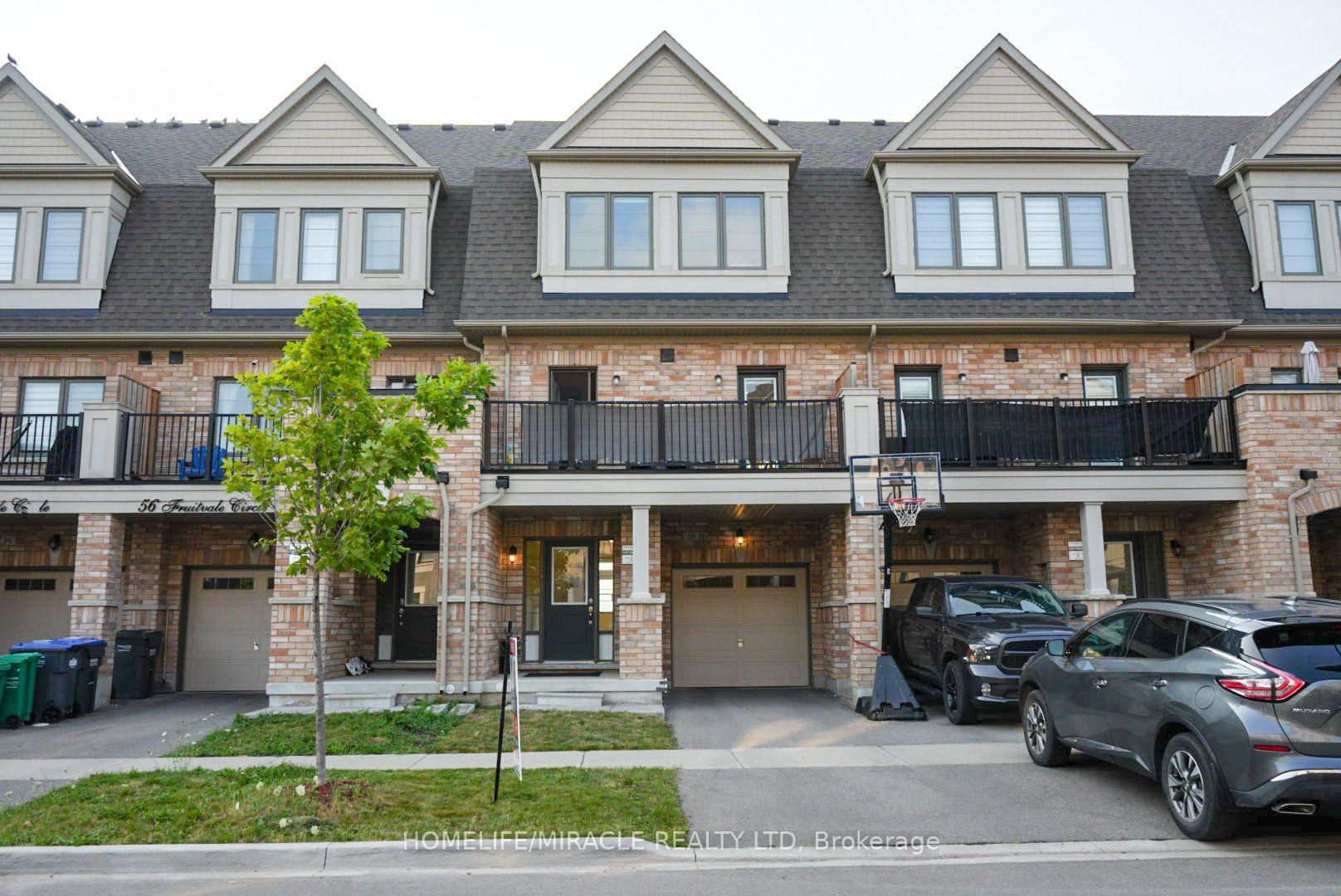 Photo 2 of 58 Fruitvale Circle, Brampton, Brampton West — HOMEH