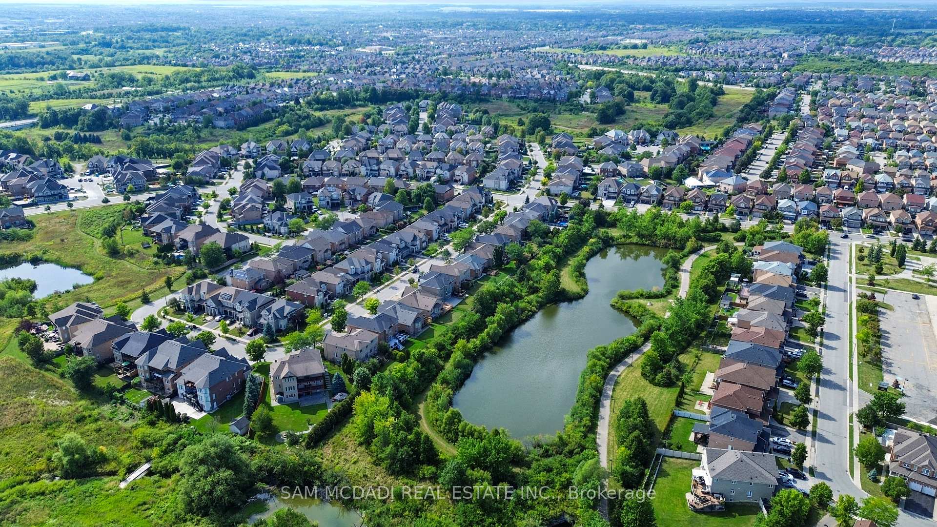 Photo 48 of 15 Eaglesprings Crescent, Brampton, Bram East — HOMEH