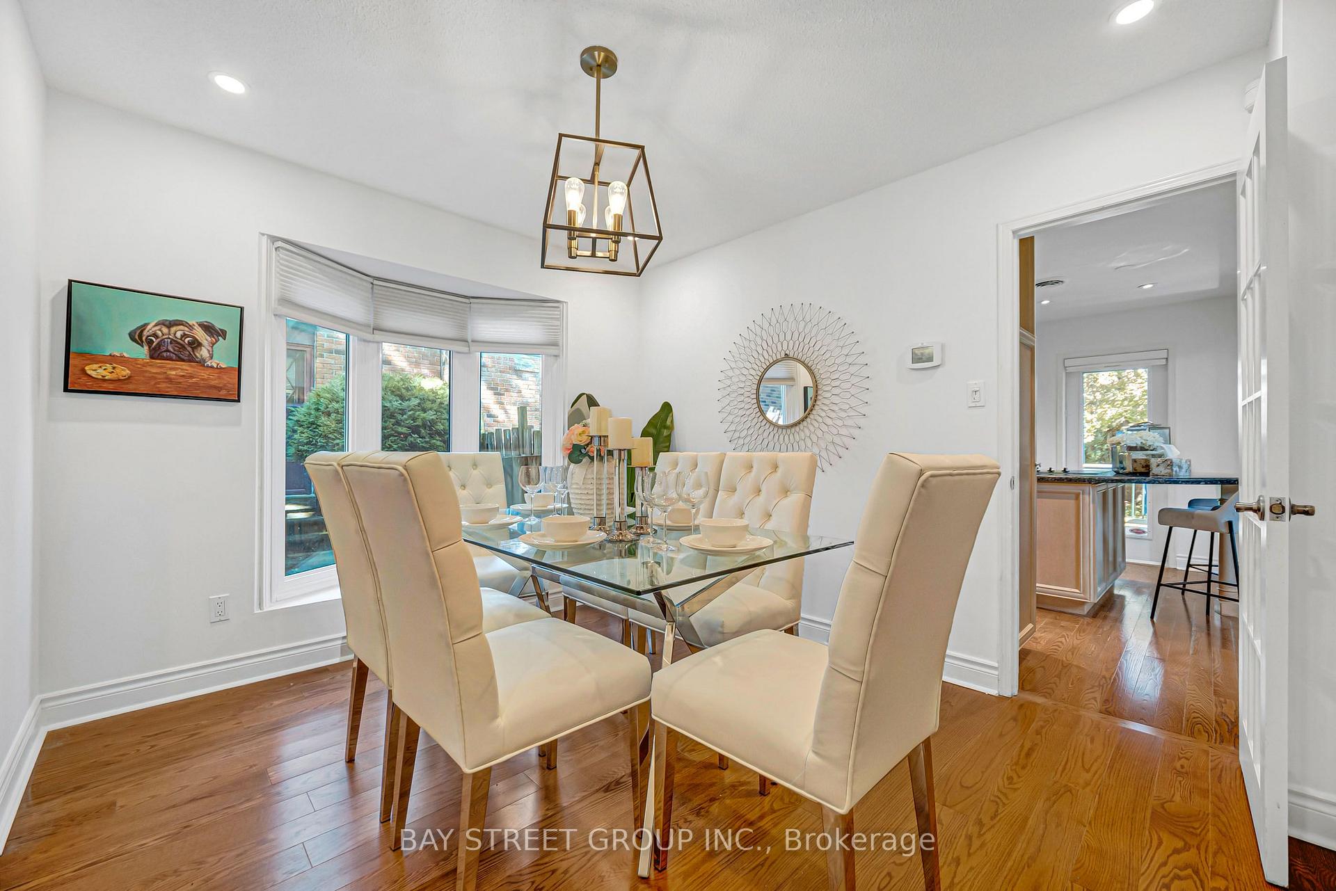 Photo 11 of 16 Innisbrook Crescent, Markham, Aileen-Willowbrook — HOMEH