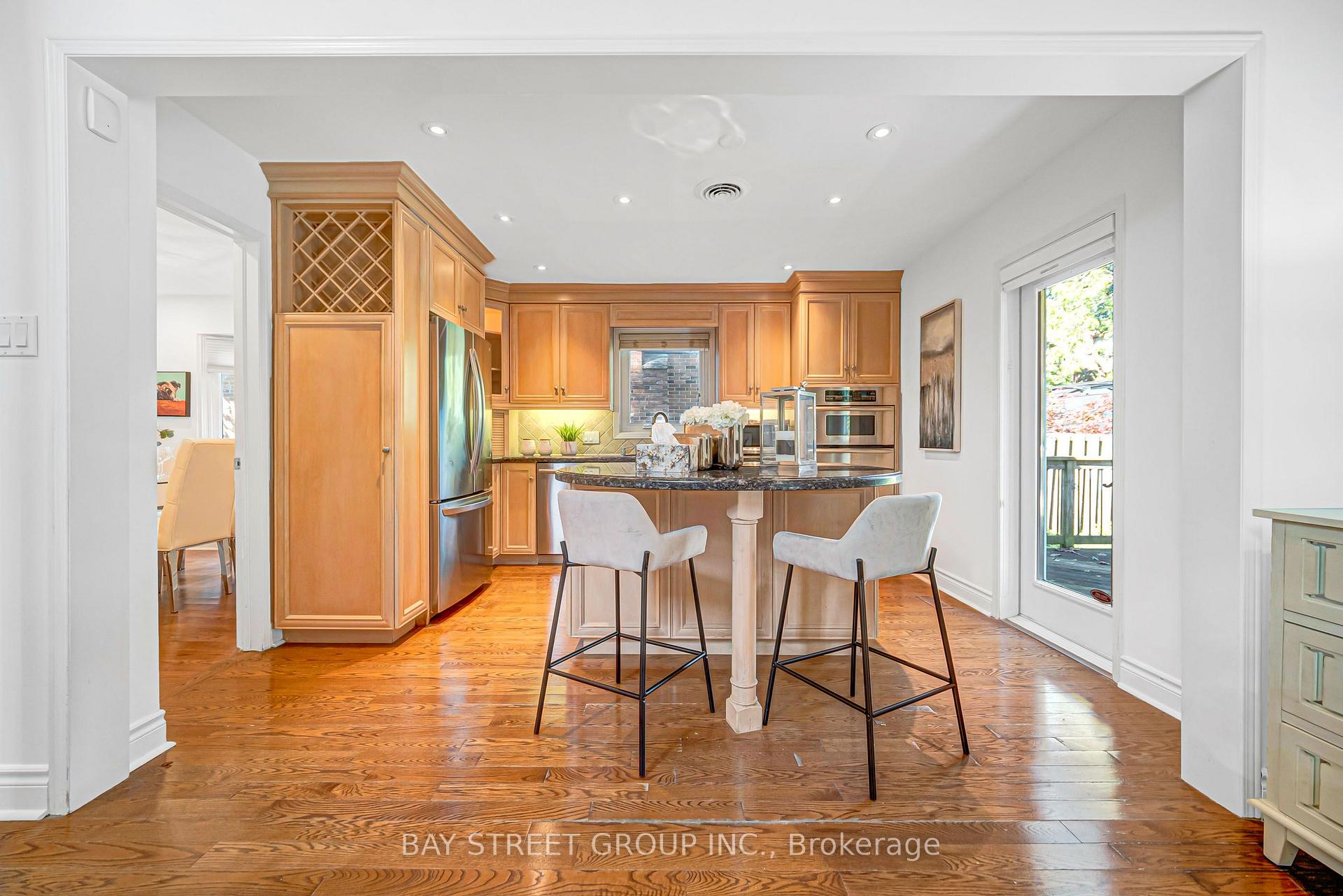 Photo 15 of 16 Innisbrook Crescent, Markham, Aileen-Willowbrook — HOMEH
