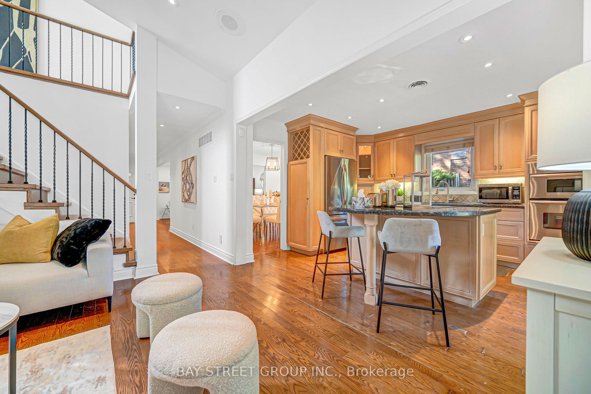 Photo 20 of 16 Innisbrook Crescent, Markham, Aileen-Willowbrook — HOMEH