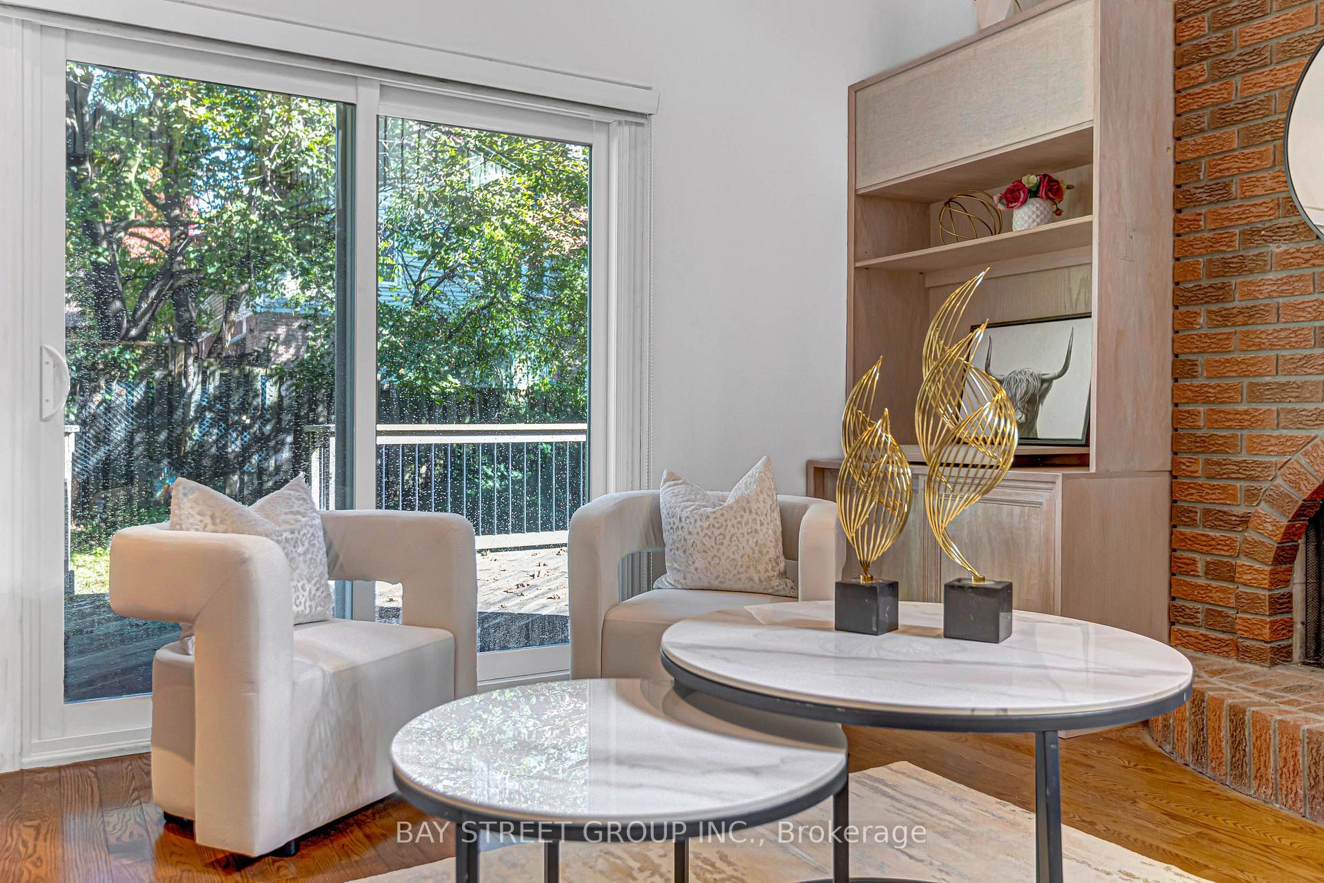 Photo 23 of 16 Innisbrook Crescent, Markham, Aileen-Willowbrook — HOMEH