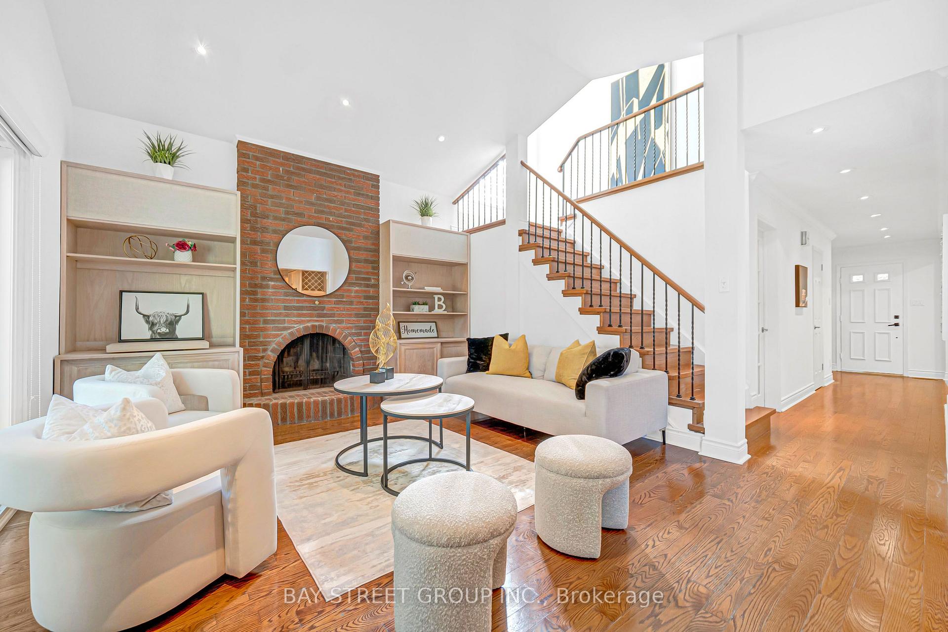 Photo 24 of 16 Innisbrook Crescent, Markham, Aileen-Willowbrook — HOMEH