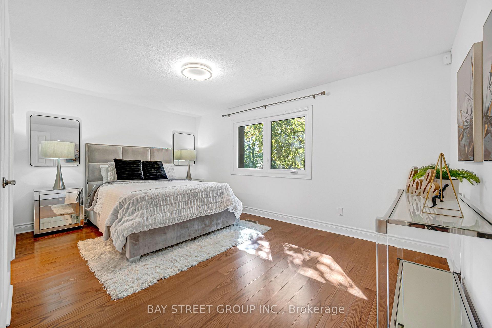 Photo 29 of 16 Innisbrook Crescent, Markham, Aileen-Willowbrook — HOMEH