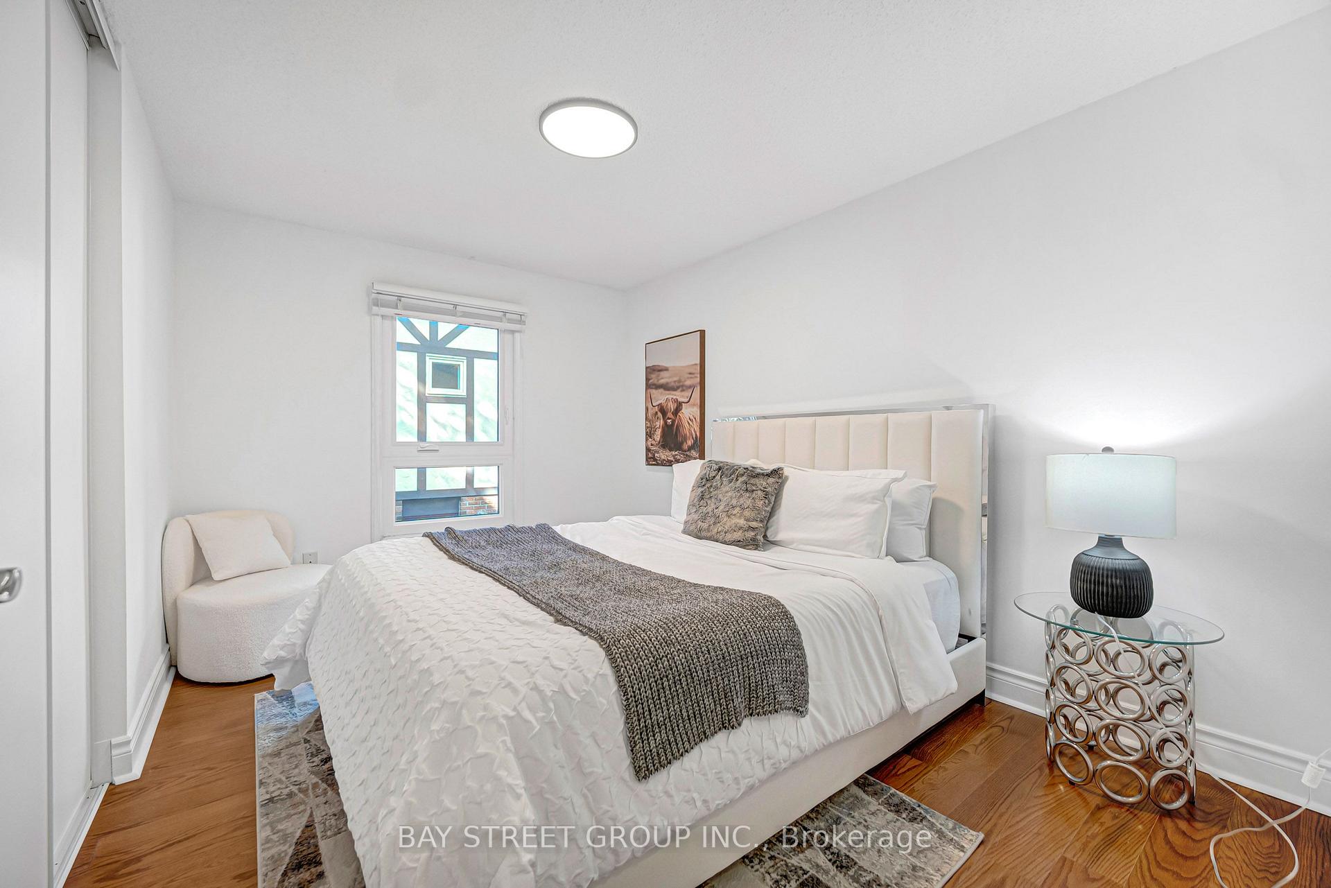 Photo 35 of 16 Innisbrook Crescent, Markham, Aileen-Willowbrook — HOMEH