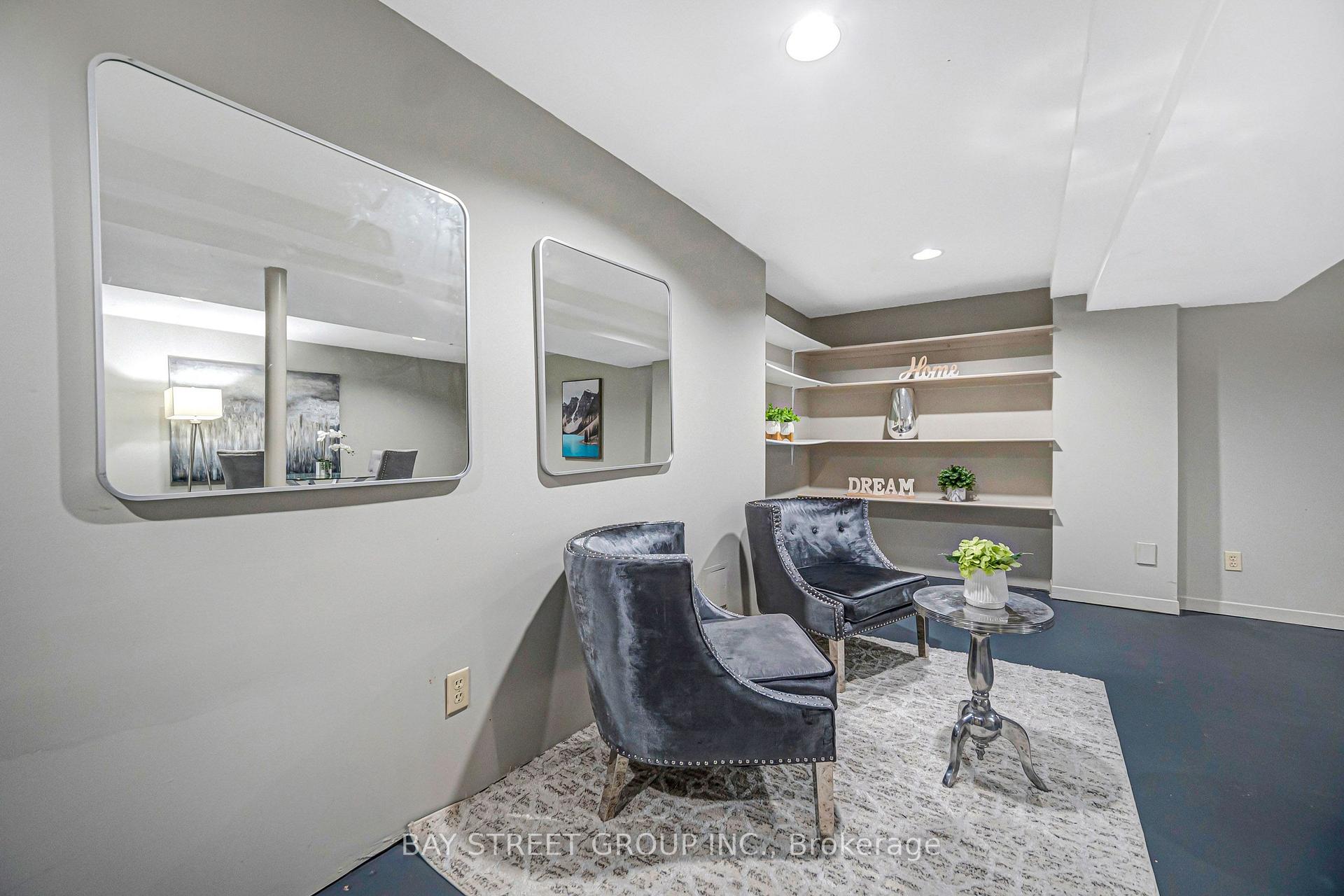 Photo 40 of 16 Innisbrook Crescent, Markham, Aileen-Willowbrook — HOMEH