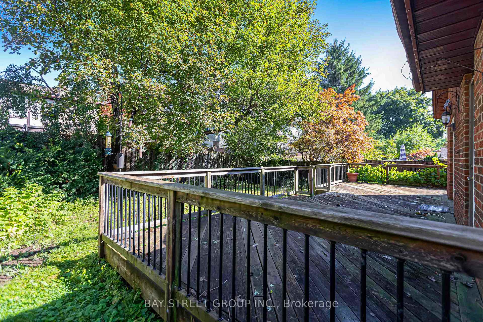Photo 42 of 16 Innisbrook Crescent, Markham, Aileen-Willowbrook — HOMEH