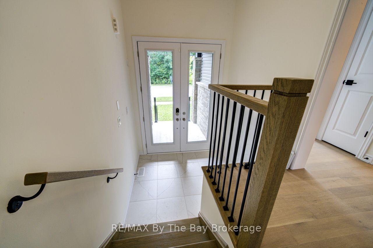 Photo 5 of 232 Ramblewood Drive, Wasaga Beach — HOMEH