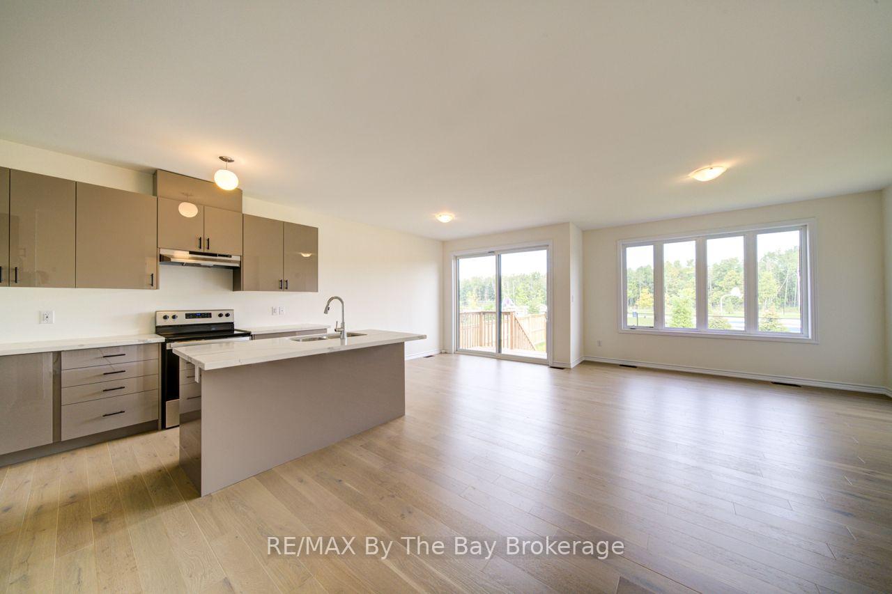 Photo 6 of 232 Ramblewood Drive, Wasaga Beach — HOMEH