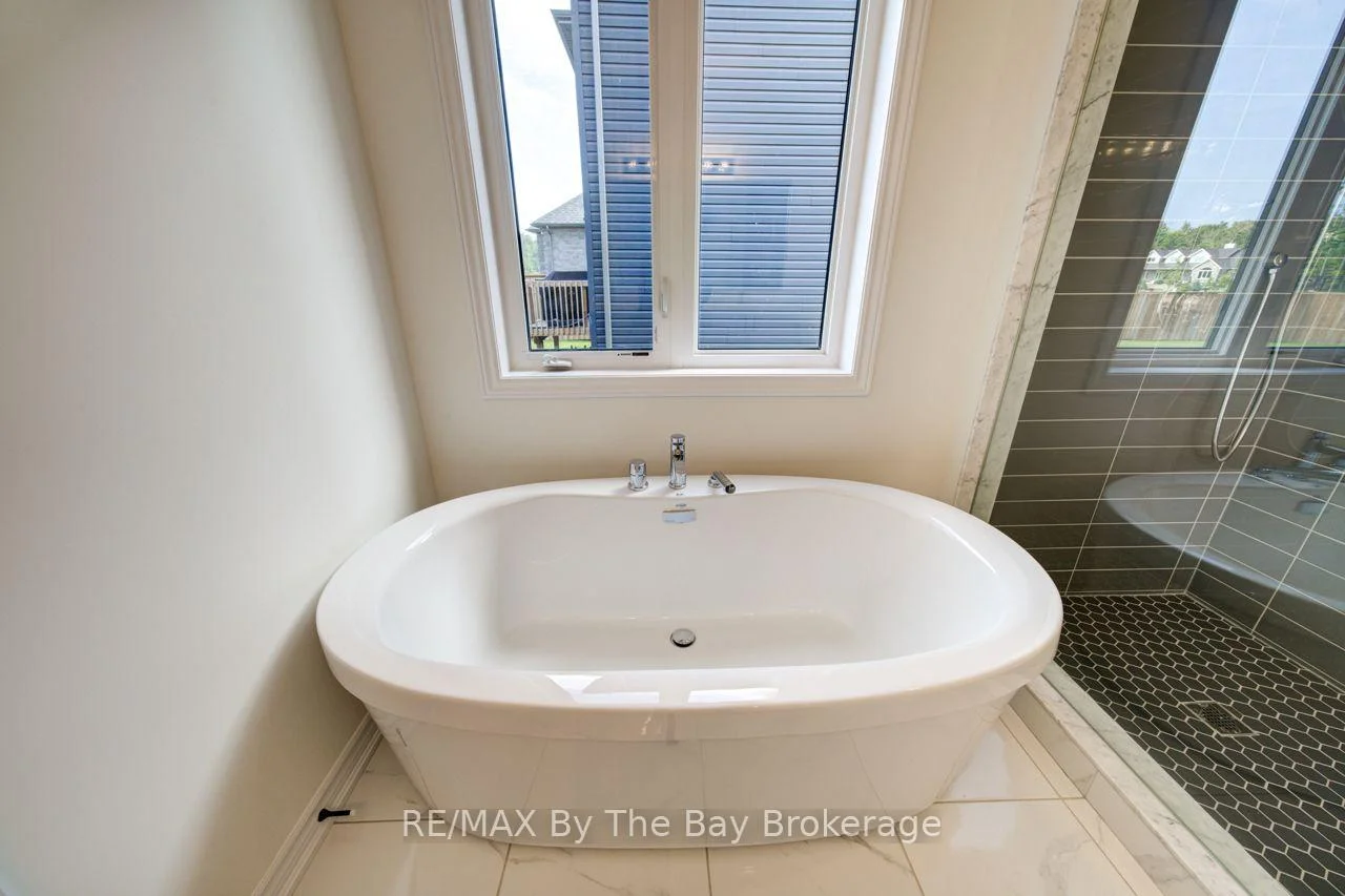 Photo 47 of 232 Ramblewood Drive, Wasaga Beach — HOMEH